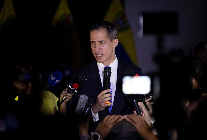Juan Guaidó llega a EEUU, tras expulsión de Colombia