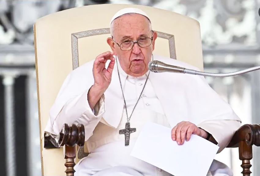 El Papa recuerda la Guerra Fría pide evitar la violencia