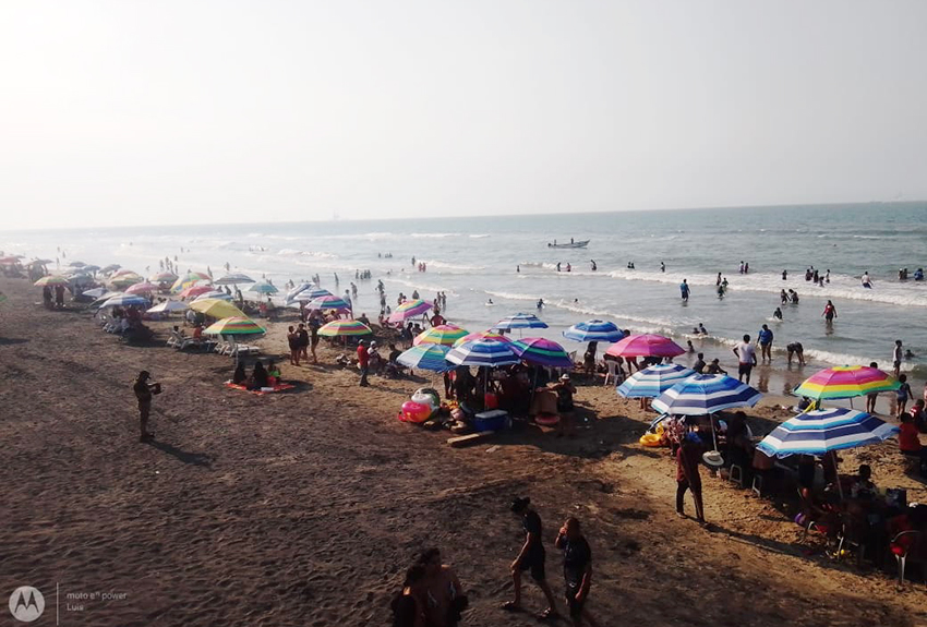 Playas abarrotadas. Gran afluencia en Cárdenas y Paraíso