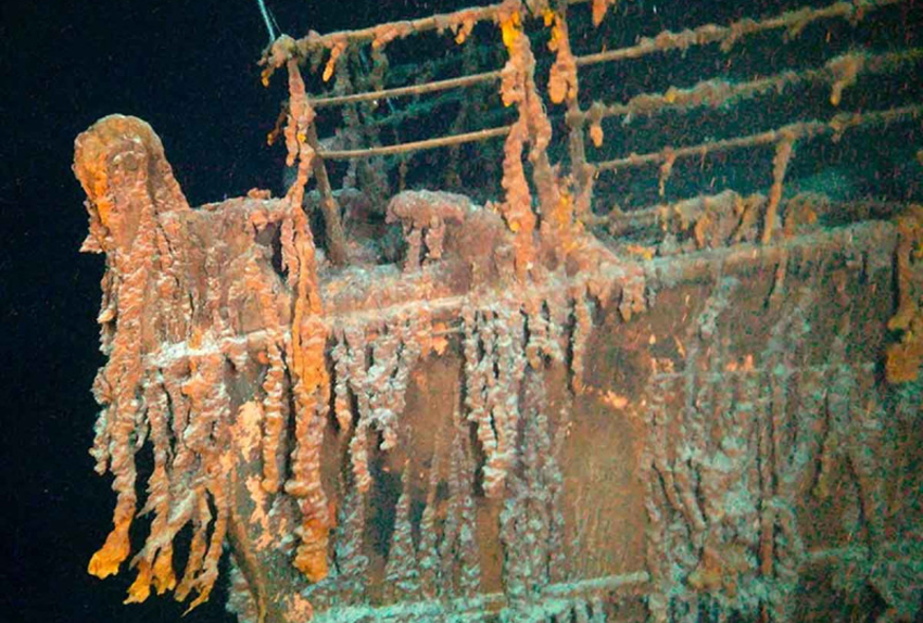 Desaparece submarino con turistas que exploraba los restos del Titanic