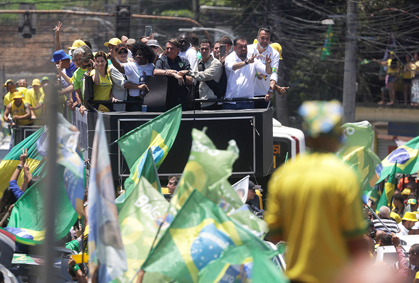 Bolsonaro enfrentará juicio, será inhabilitado de la política