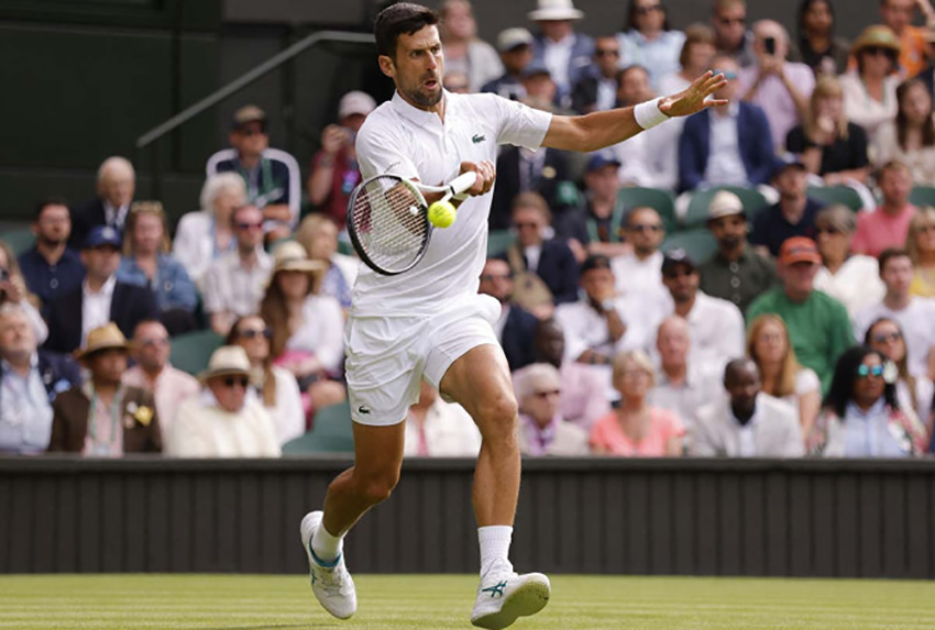 Novak Djokovic comienza con victoria en Wimbledon
