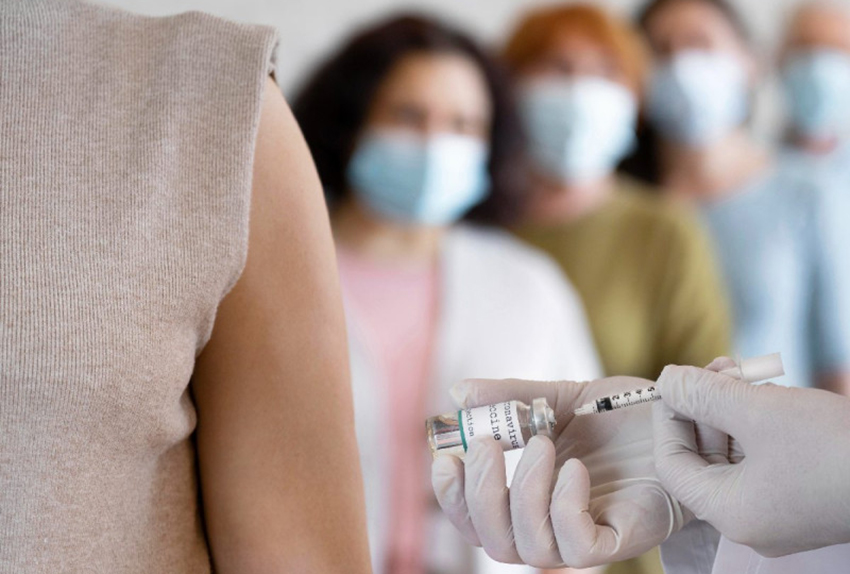 Vacunación contra covid-19 iniciará en octubre junto con campaña de influenza