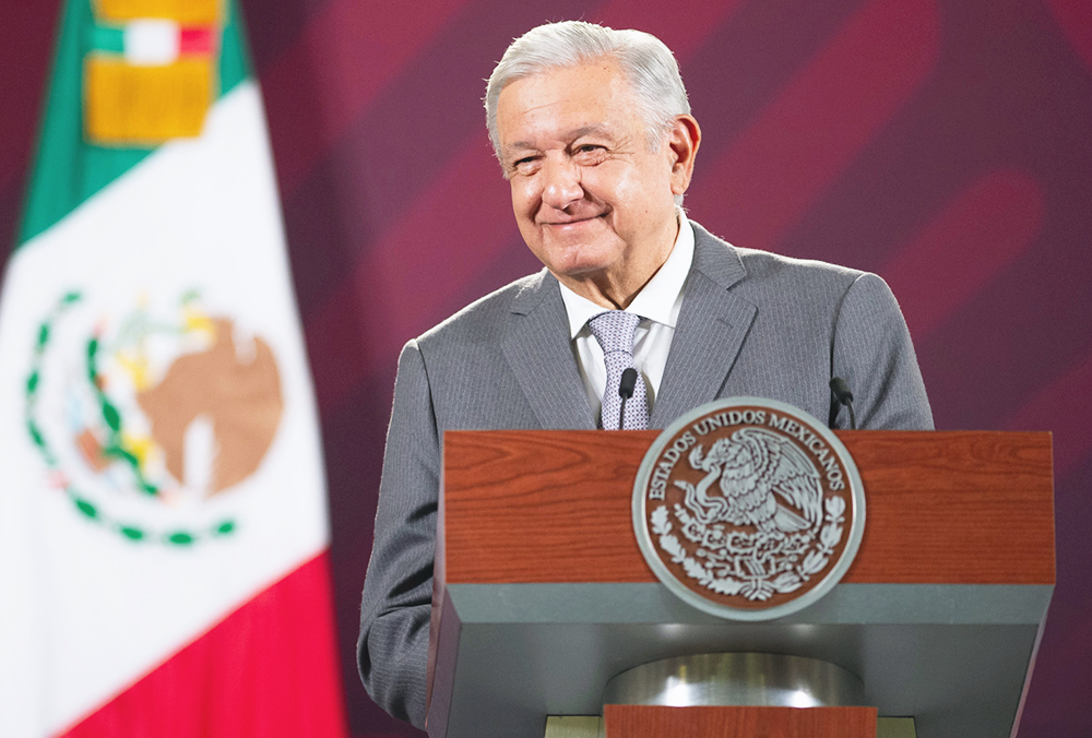 Ruptura entre conservadores, nuestro movimiento sigue firme: López Obrador