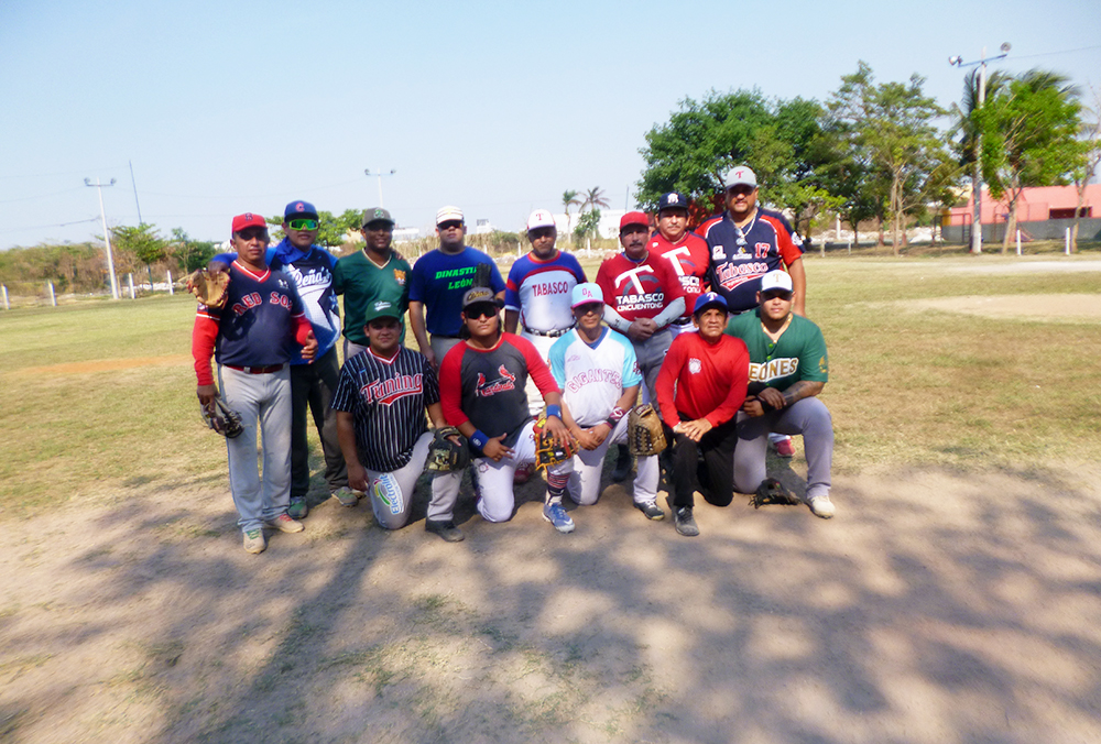 Más Tercos frente a Lagartos, en el softbol sabatino en Bosques de Saloya