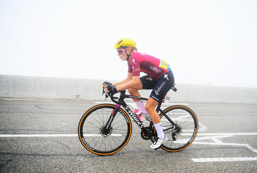 Demi Vollering, nueva líder en Tour de Francia