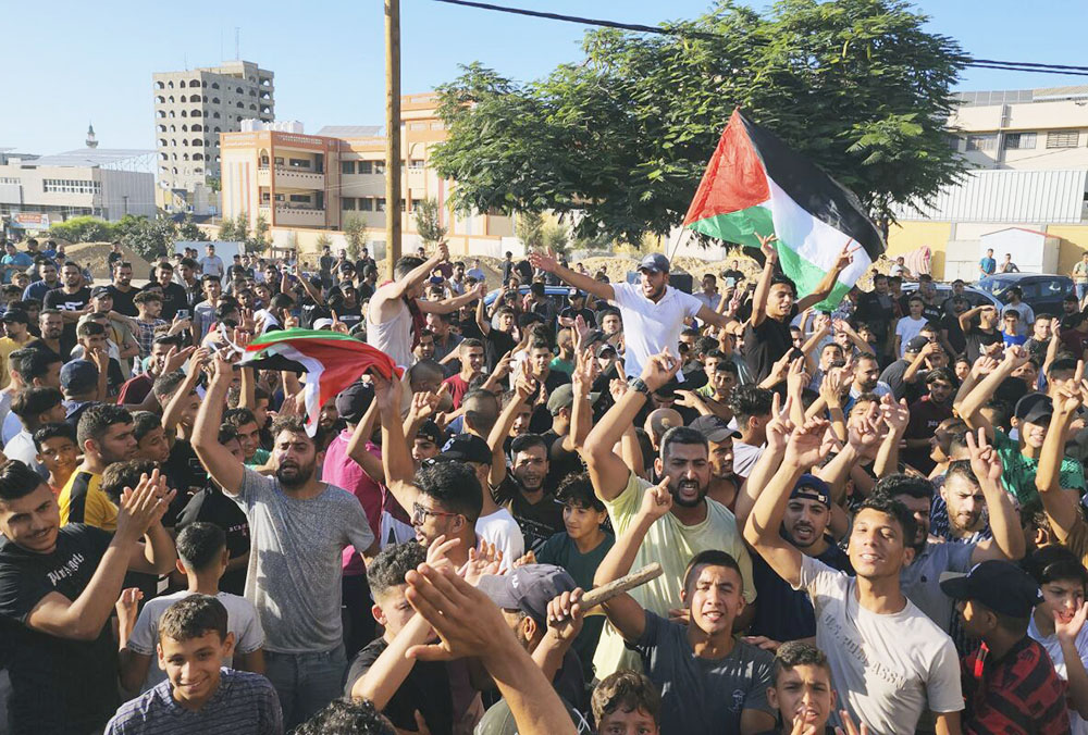 Miles salen a las calles de Gaza en inusual descontento con Hamás