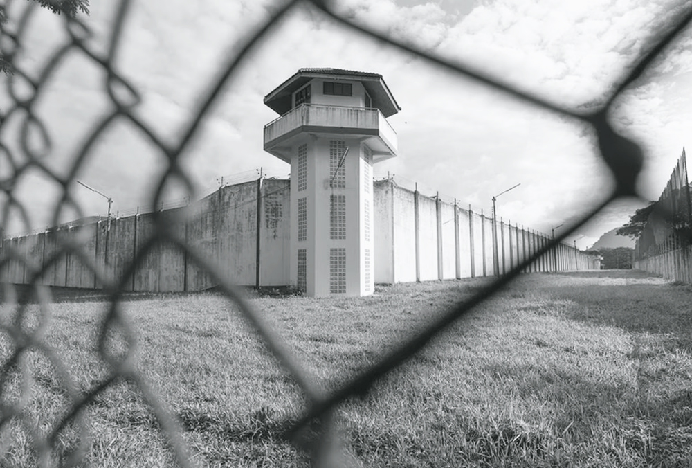 Dan 6 años de prisión a mexicano condenado en Florida