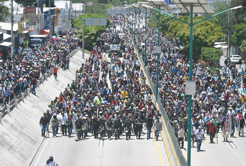 Afectan bloqueos en Guerrero. Pérdidas “por decenas de millones de pesos”