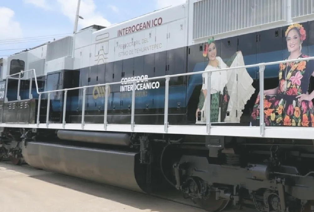 Tren Interoceánico es una realidad, empiezan las pruebas: López Obrador
