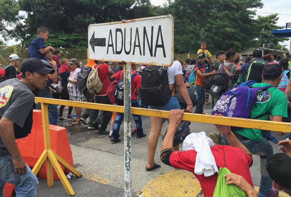 Migración de hondureños y guatemaltecos es alentada por cárteles