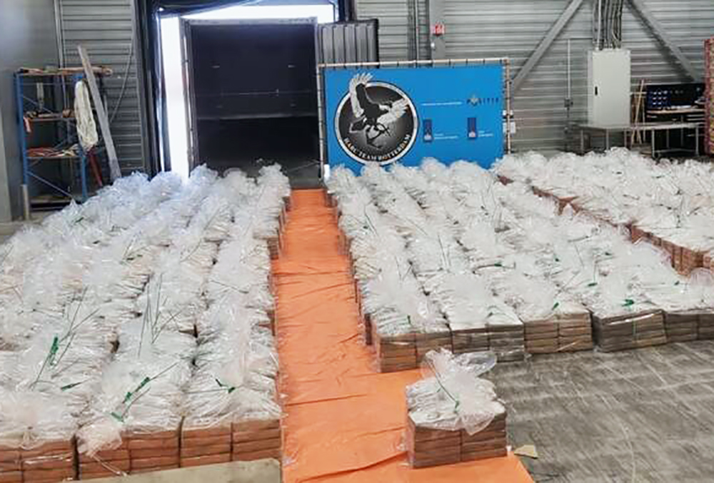 Decomiso récord de ocho toneladas de cocaína en Holanda