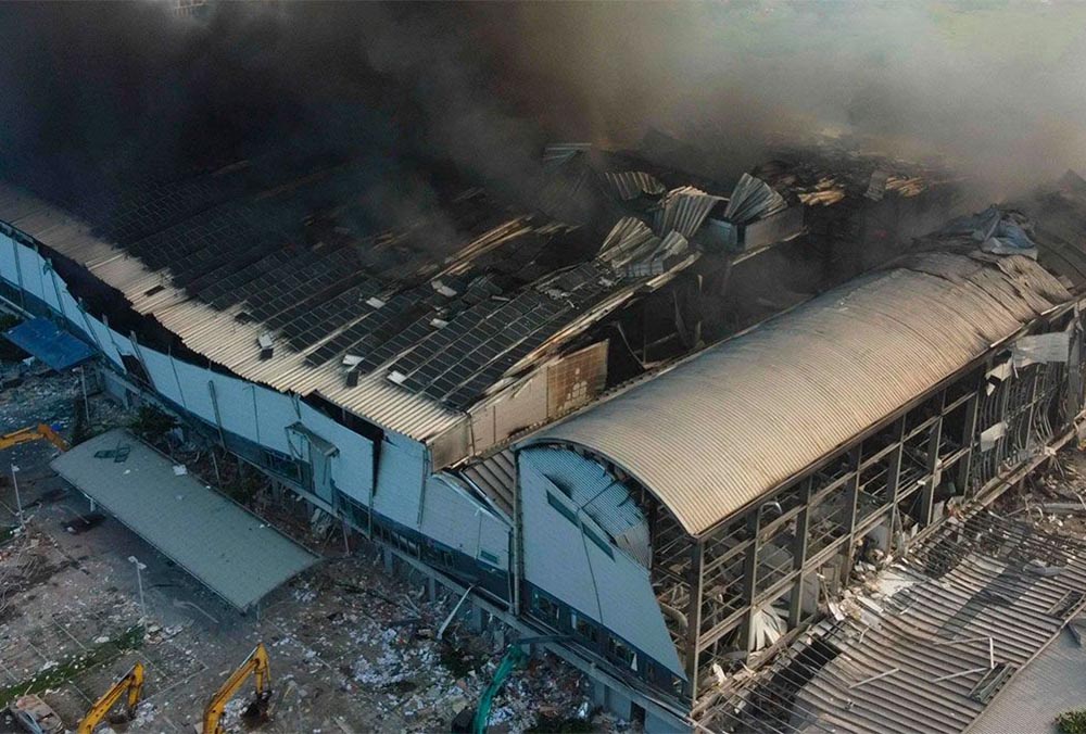 Incendio en fábrica de Taiwán. Seis muertos y un centenar de heridos