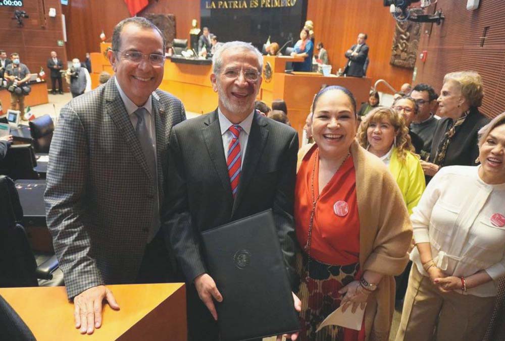 Nombran nuevo vicepresidente del INEGI. Presenta Mónica Fernández dictamen en el Senado