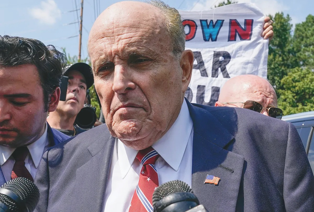 Giuliani se declara inocente por la subversión electoral en Georgia