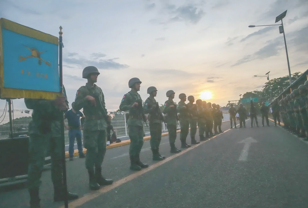 Guatemala despliega soldados en frontera con México