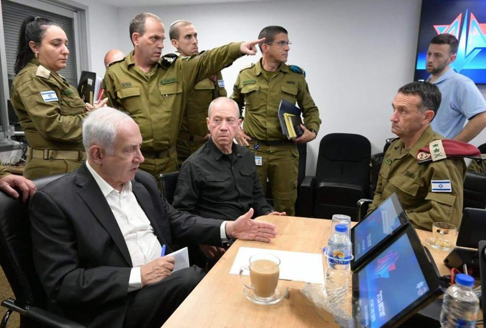 Israel forma gobierno de emergencia con opositores y militares
