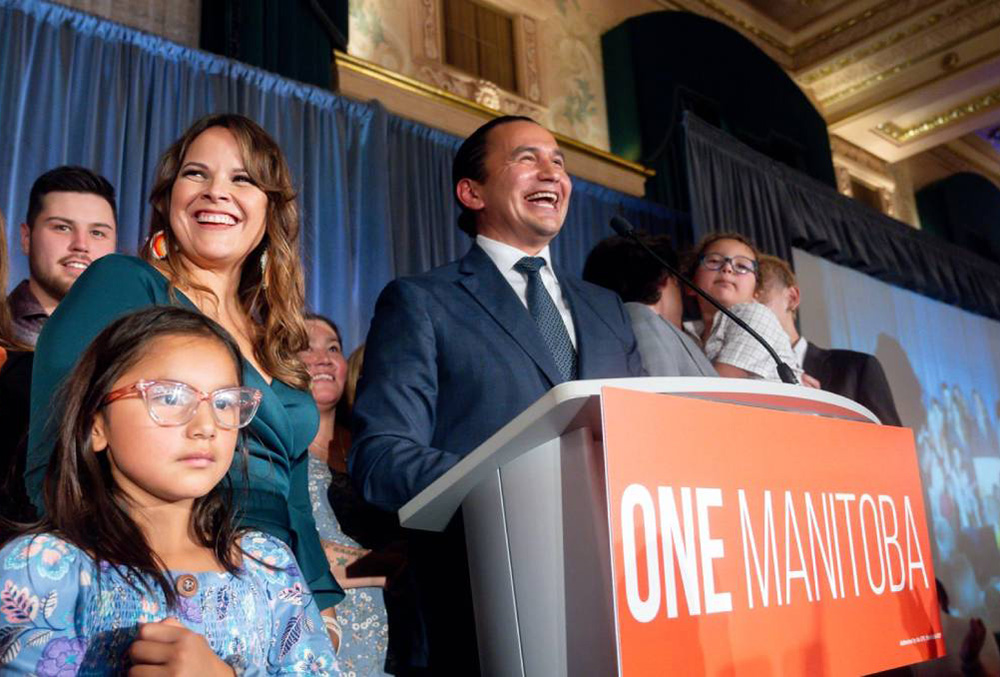 Político indígena gana gobierno local por primera vez en Canadá