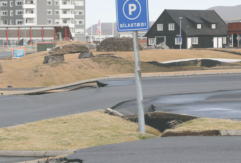 Suman más de 2,500 terremotos en Islandia; alerta de erupción volcánica continúa