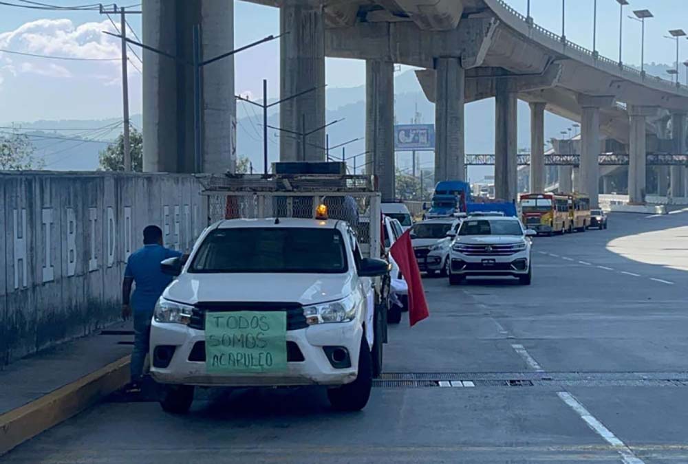 Caravana llega a la Ciudad de México, impiden que llegue a Palacio Nacional
