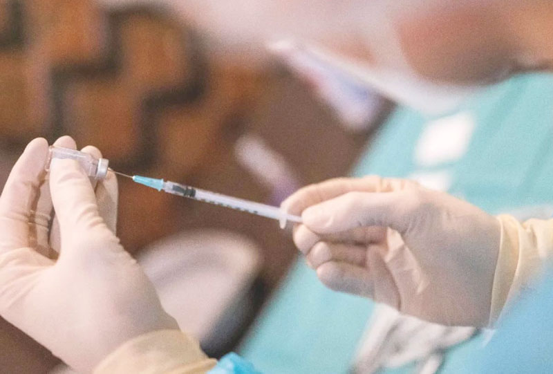 Moderna prevé vacuna contra cáncer de piel en 2025