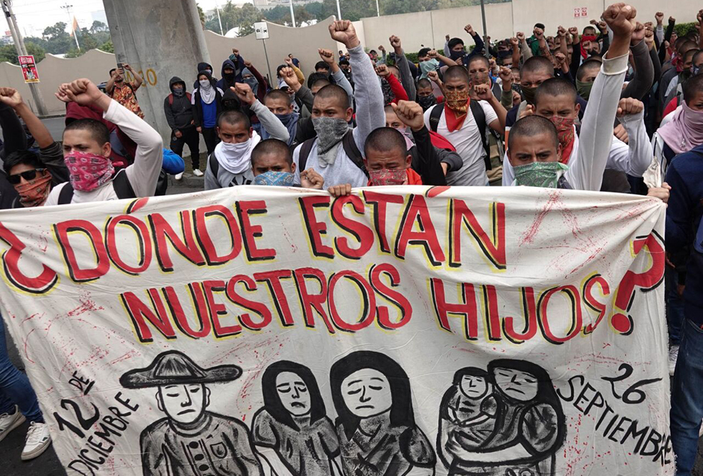 Abren expedientes de Ayotzinapa por orden del presidente López Obrador
