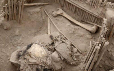 Hallan momias en Perú en centro ceremonial de Huaca La Florida
