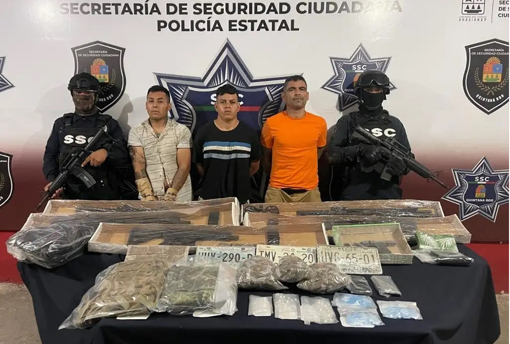 Detienen a sujetos con droga tras persecución en Cancún, QR