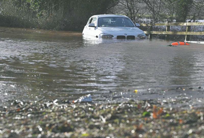 Tormenta Isha deja un muerto en Escocia y fuertes lluvias en Irlanda y Reino Unido