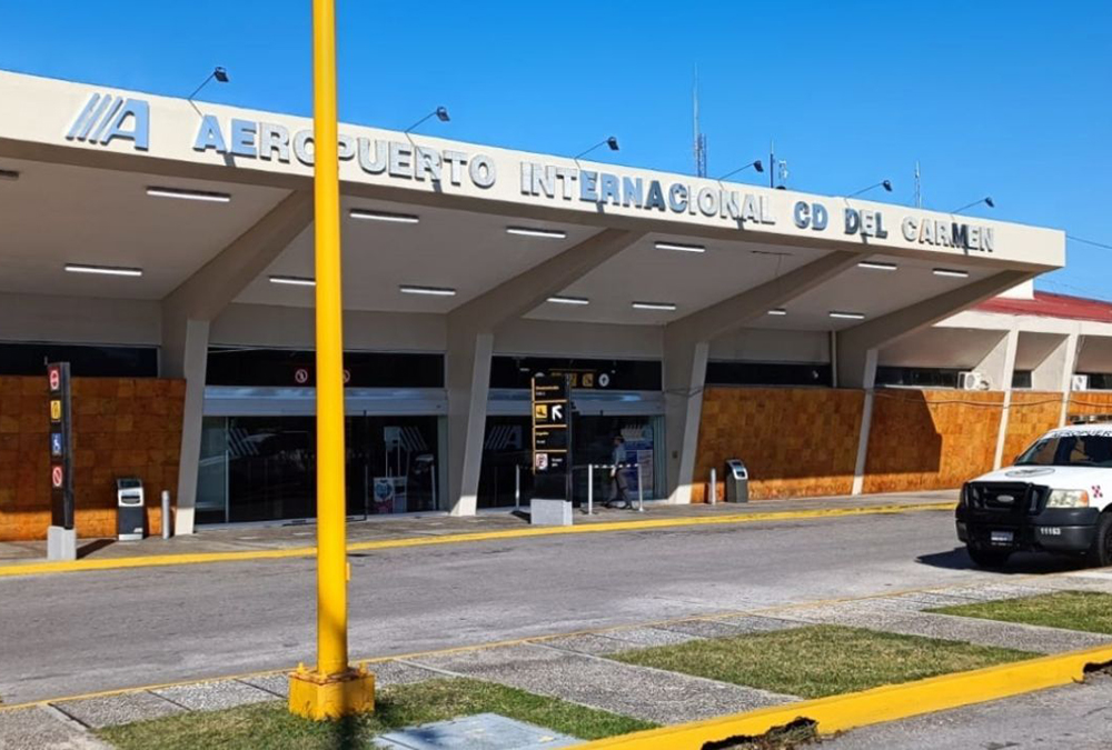 Marina toma control de aeropuerto en Ciudad del Carmen y Ciudad Obregón