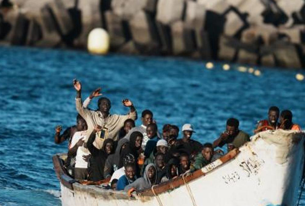 Migración sin control, africanos viajan hacia España