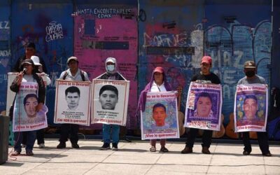 Familiares de estudiantes de Ayotzinapa rompen con la “Comisión para la Verdad”