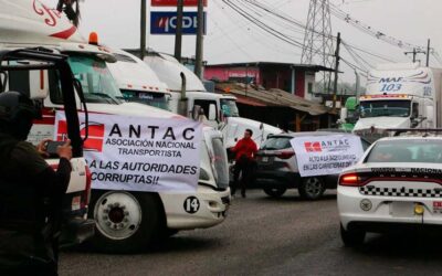 Bloquean carretera en Veracruz tras abuso policial