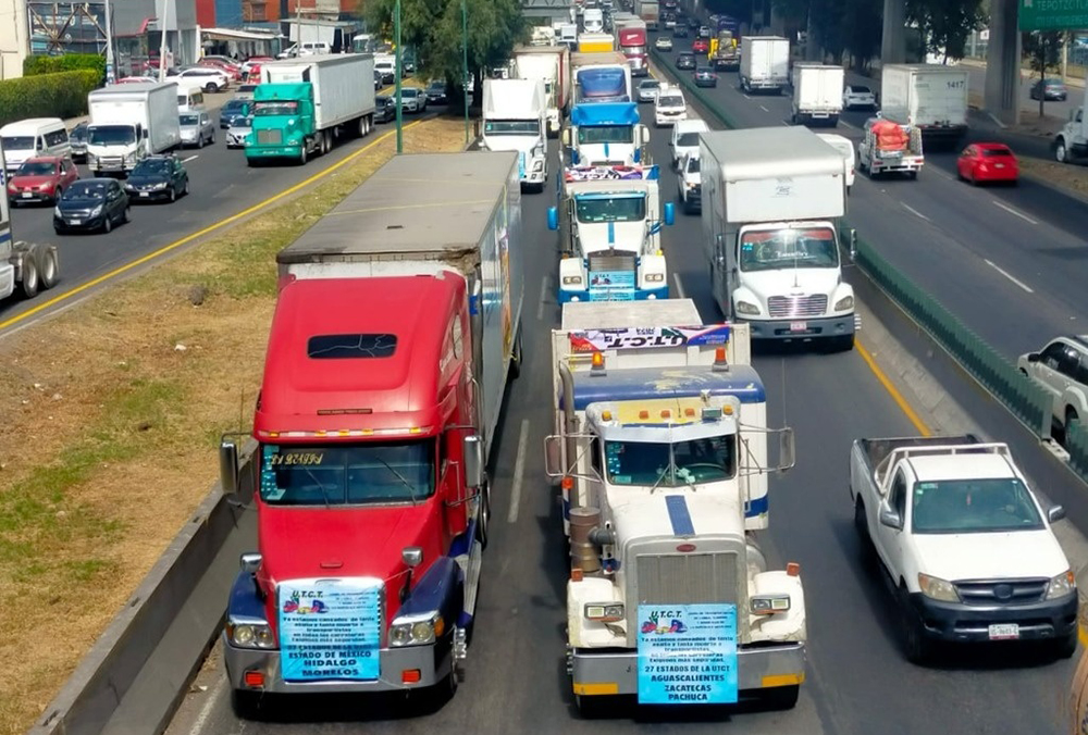 Paran transportistas, enloquecen a Veracruz