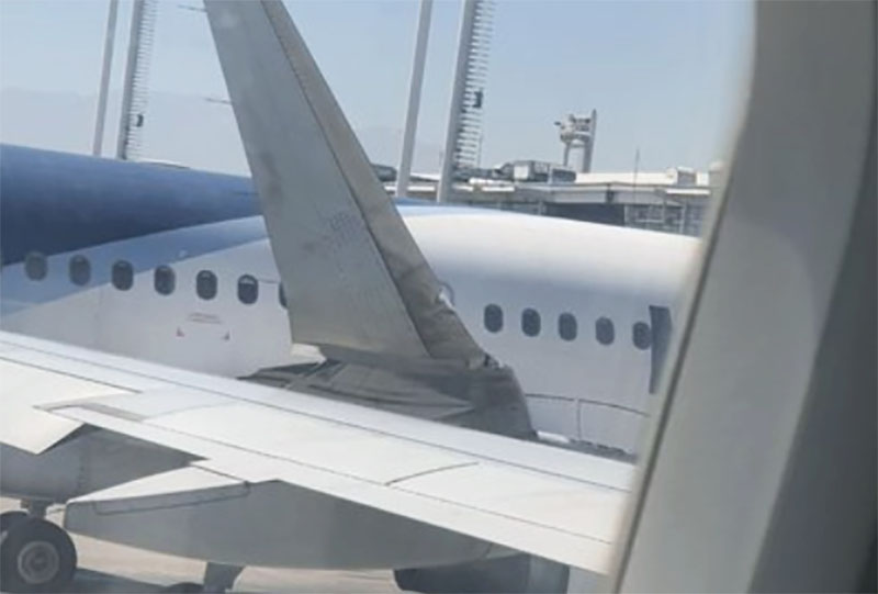 Dos aviones chocan en tierra en el aeropuerto de Boston; no hay heridos
